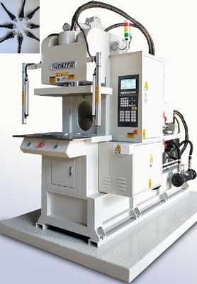 Ev Aletleri Fişi İçin Kullanılan C Tipi Beyaz 55 Tonluk Enjeksiyon Makinesi