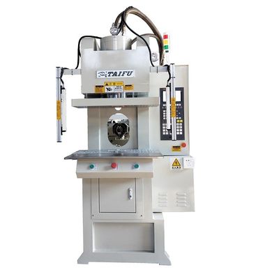 Denizaltı tel üretimi için 55 tonluk C tipi dikey enjeksiyon kalıplama makinesi